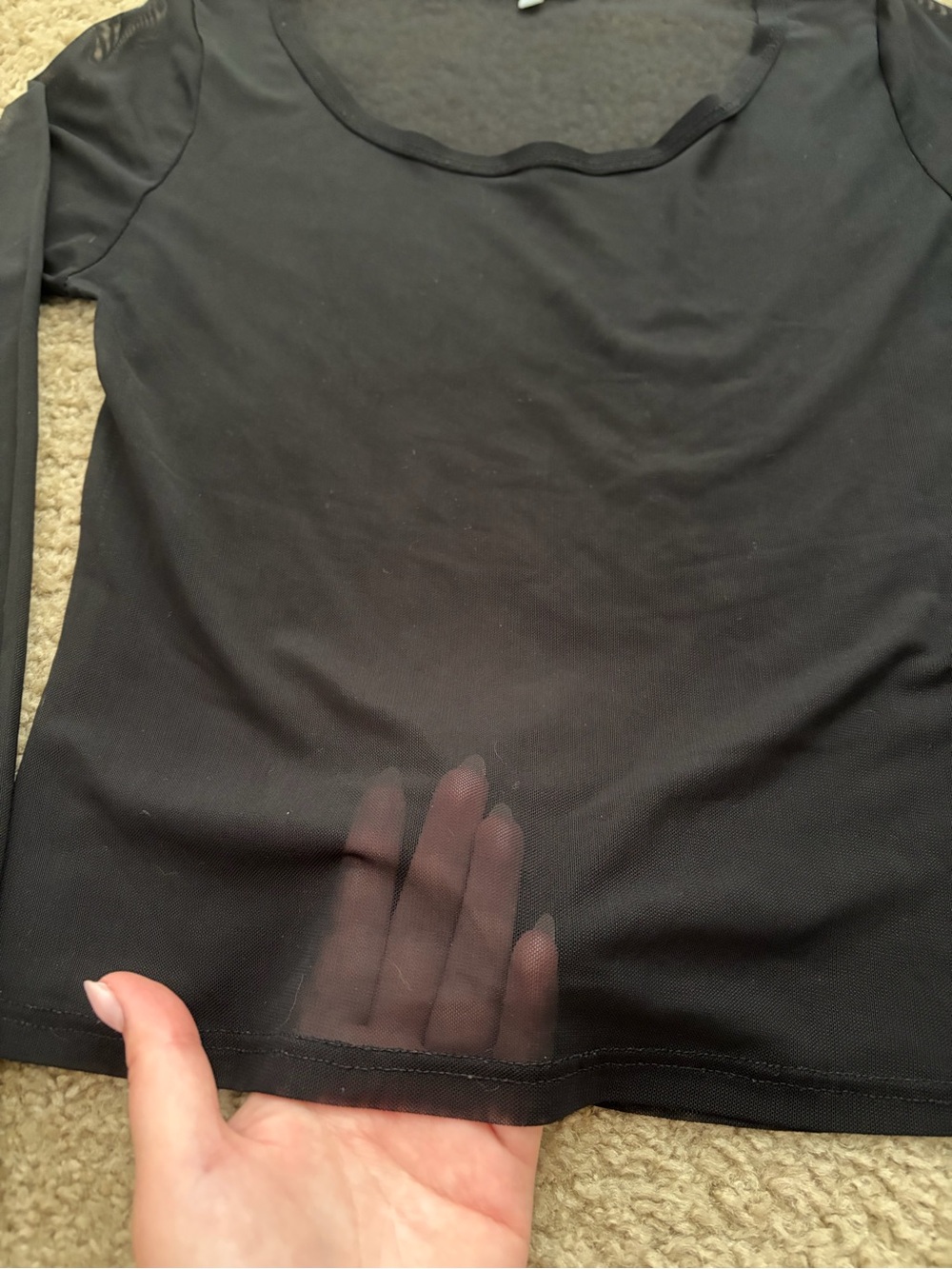 Charlotte Russe Sheer Black Scoop Neck Long Sleeve Top - Picture 2 of 3